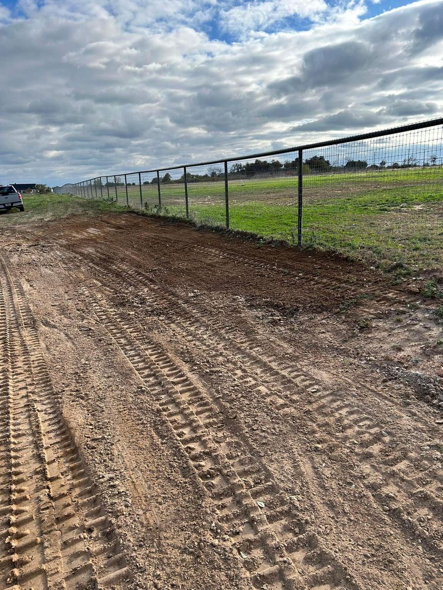 Dirt Work for Freedom Contracting Of Texas LLC. in Springtown, TX