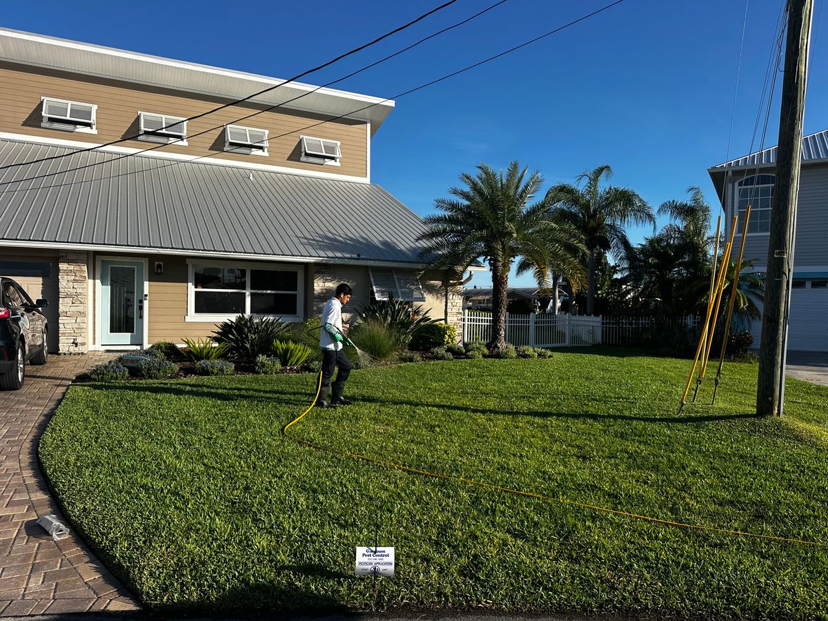 Lawn Spraying for Garrison Pest Control Inc in Hernando County, FL