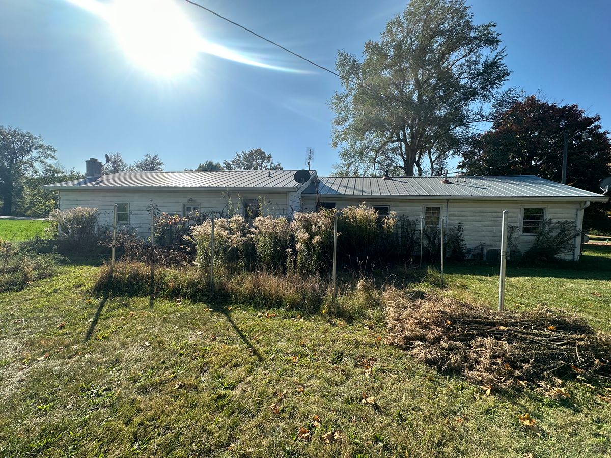 Fall and Spring Clean Up for FIRST CLASS GRASS LLC in Syracuse, IN