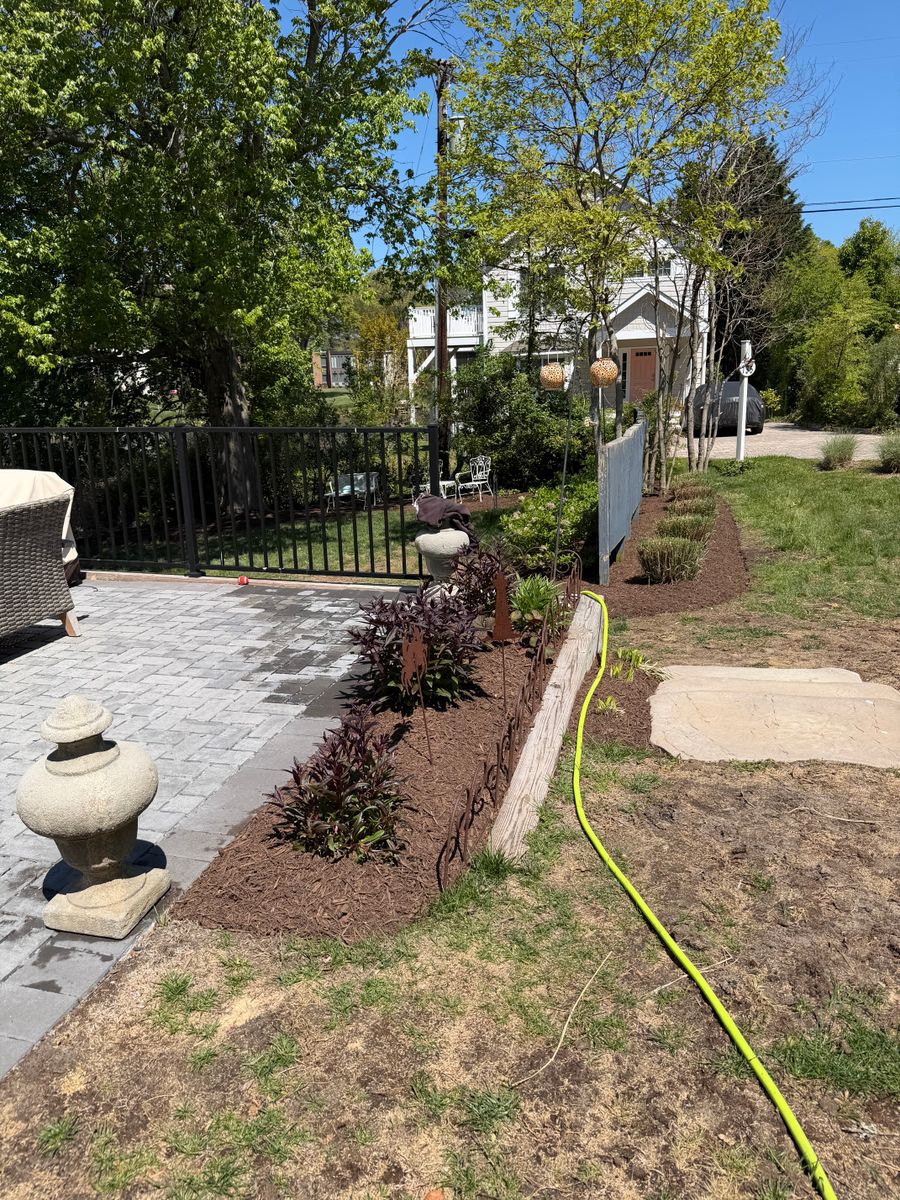 Mulching for Lawn pro services in Georgetown, DE