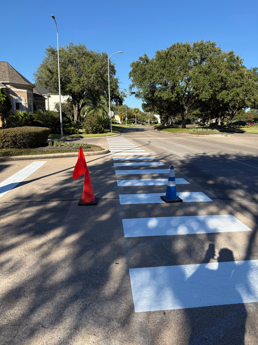 Parking Lot Re-Striping for Power Pressure Wash in Houston, TX
