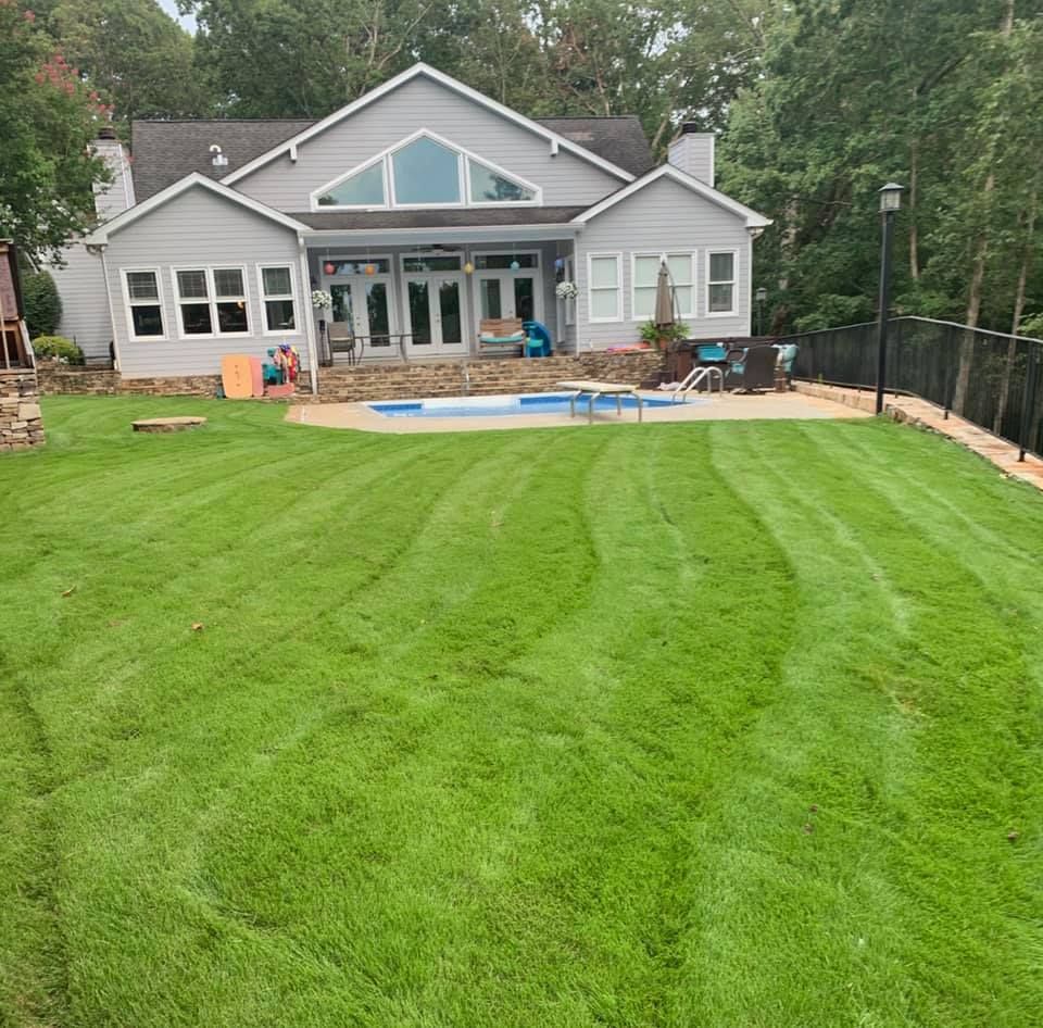 Landscaping for LC Lawn Care & Landscaping in Canon, GA