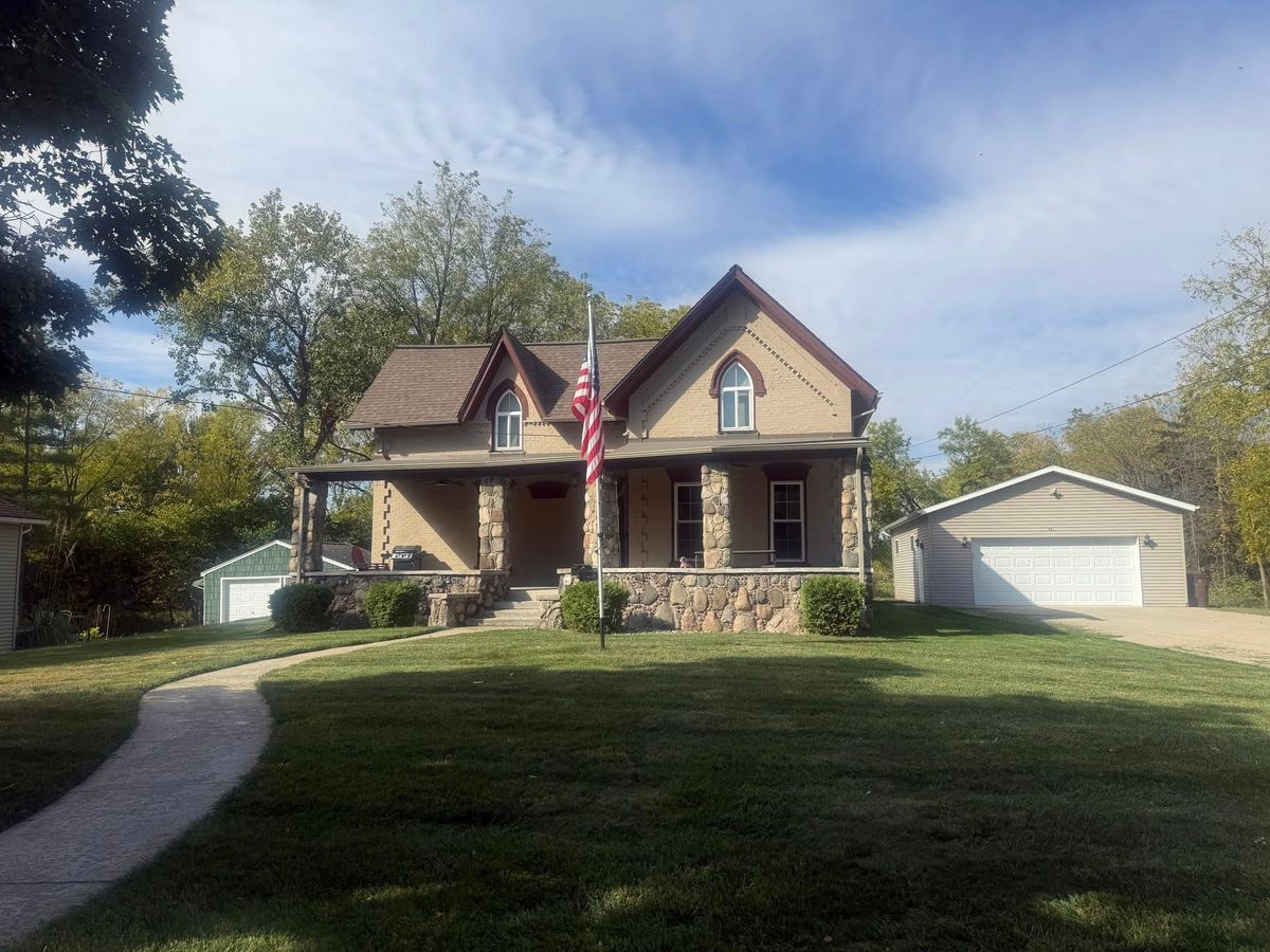 Exterior Painting for Scott Painting in Grand Ledge, MI