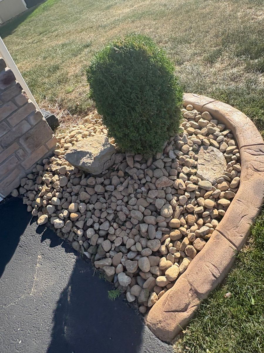 Mulch Installation for Cam Yardz in Washington, PA