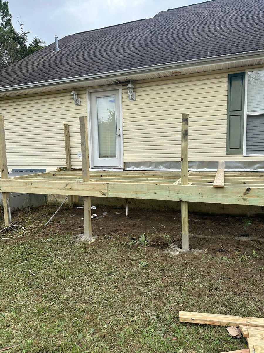 Carpentry for Starr Tile & Remodeling in Russellville,,  AL