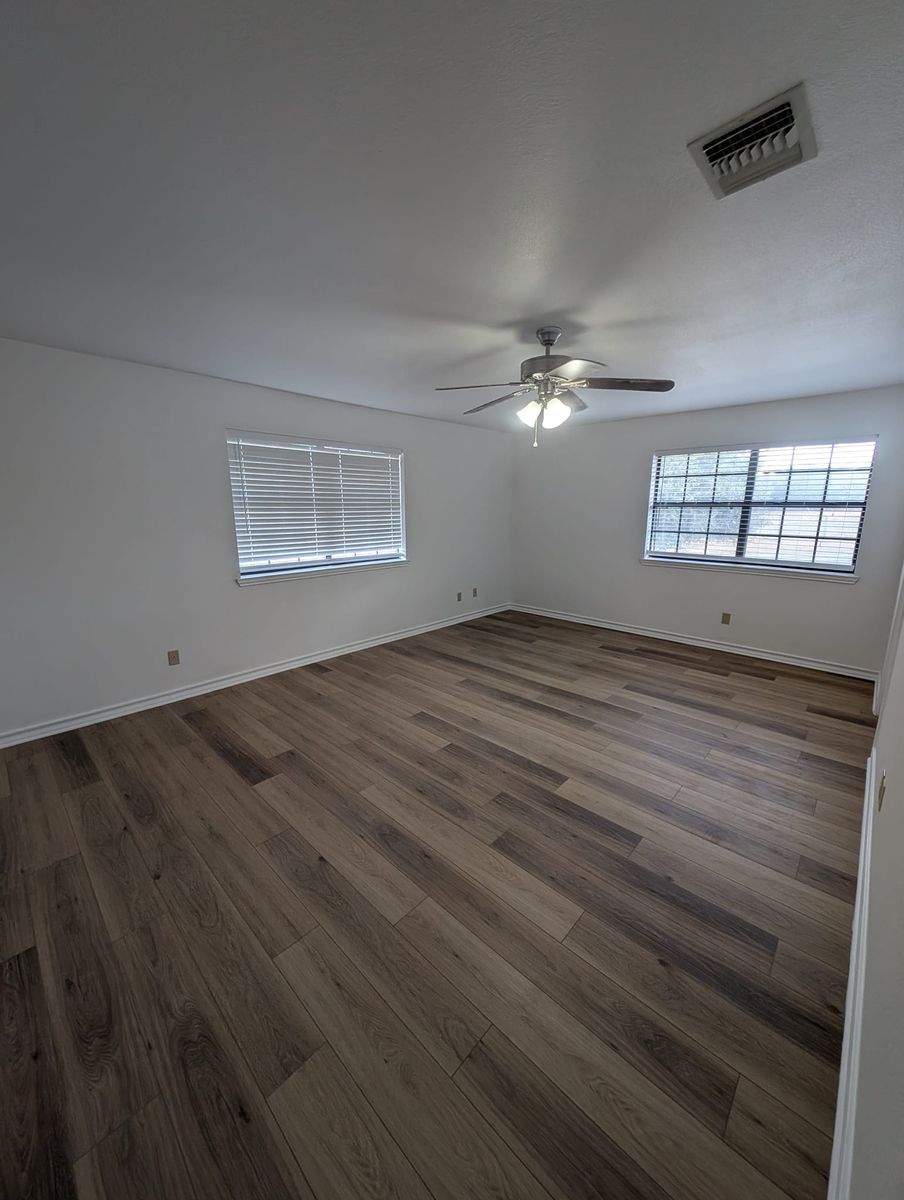 Floor Installation for Concord Builders in Lockhart, TX