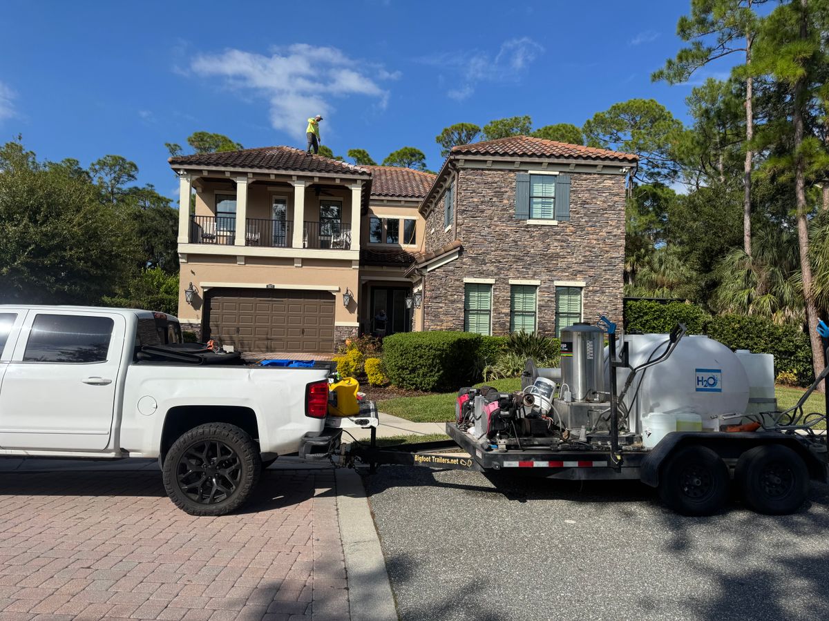 Exterior Cleaning for Barr None Wash Pro in Tampa, FL