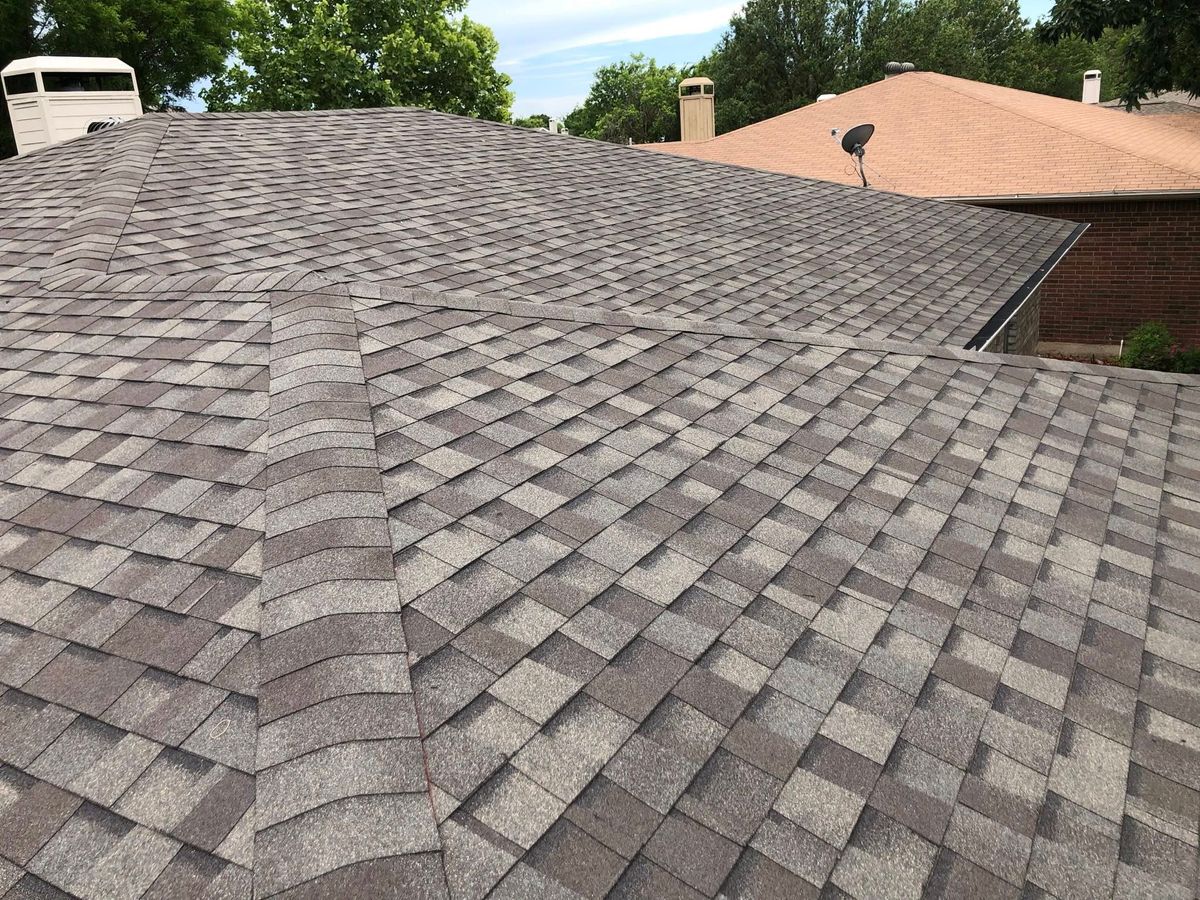 Roofing Installation for Royalty Contracting Roofing in Saginaw, TX