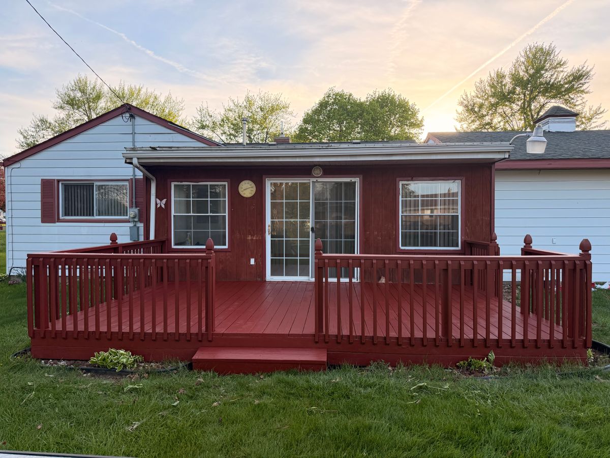 Deck Staining for Start to Finish Painting in Saginaw County, MI