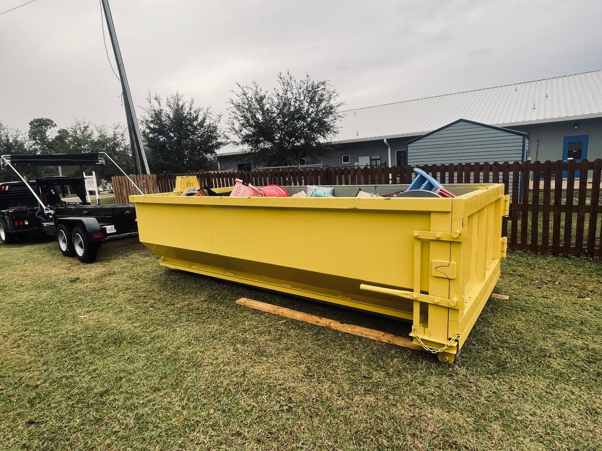 Household Junk Removal for Dumpsters2Go in Lake Placid, FL
