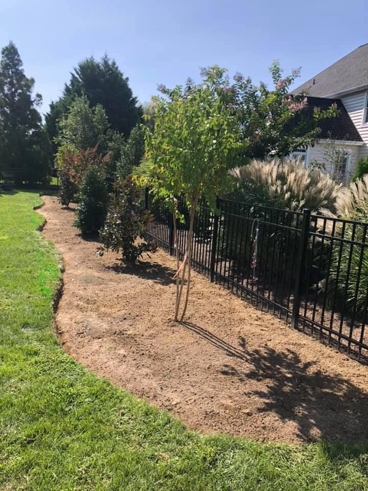 Mulching for Lawn pro services llc. in Georgetown, DE
