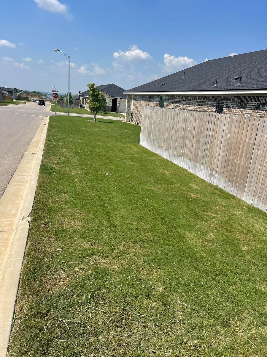 Lawn maintenance for CrossCut in Kempner, TX