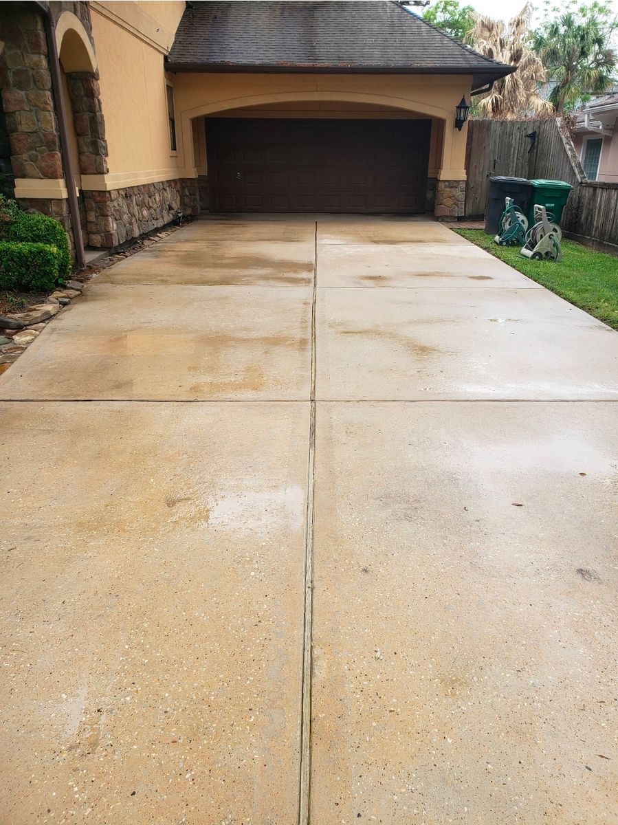 Pressure Washing for Connected Exterior Cleaning in Dallas, TX