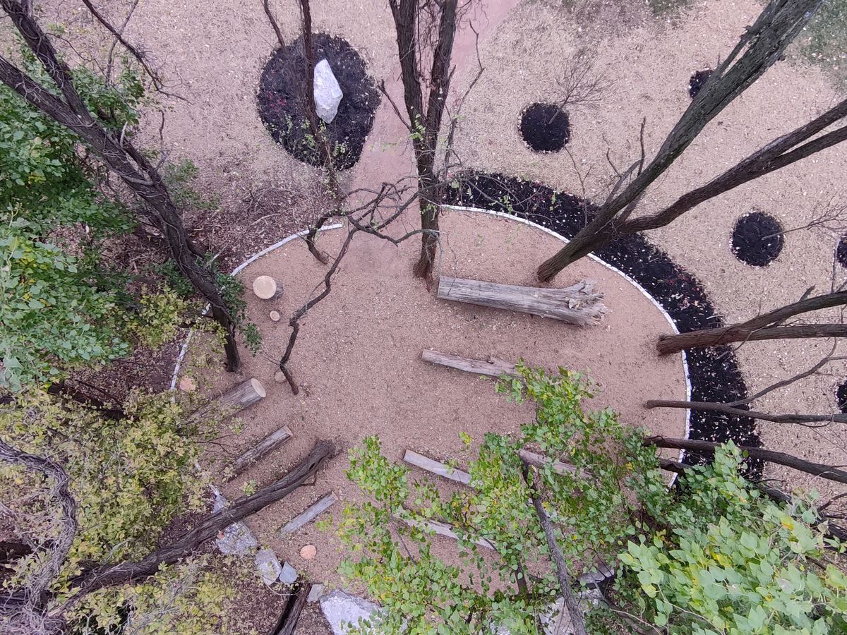 Mulch Installation for Lamb's Lawn Service & Landscaping in Floyds Knobs, IN