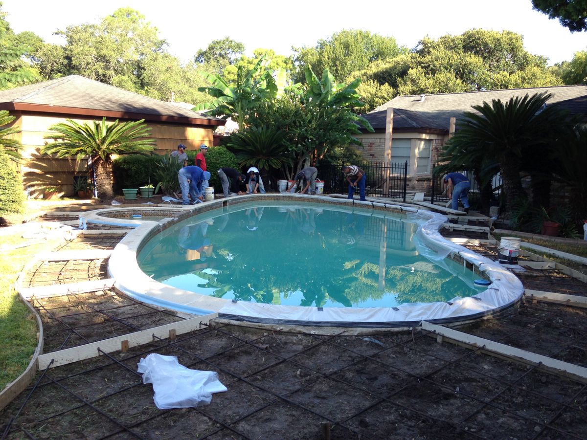 Pool Remodels for Texas Curb N Borders in Houston, TX
