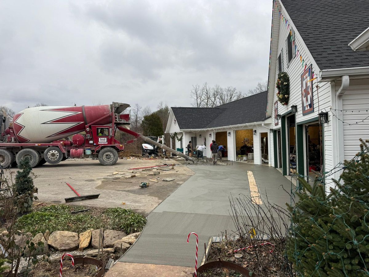 Driveways & Sidewalks for Whitfield Concrete Construction in Solsberry, IN