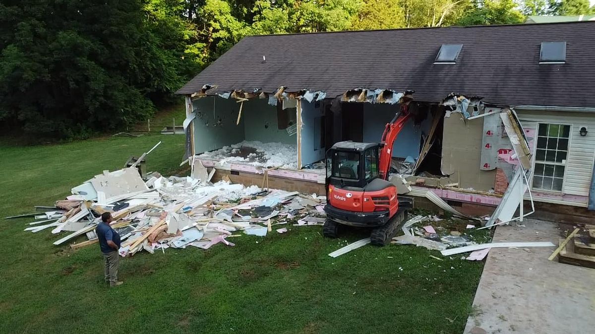 Land Clearing & Demolition for A&E Excavation in Knoxville, TN