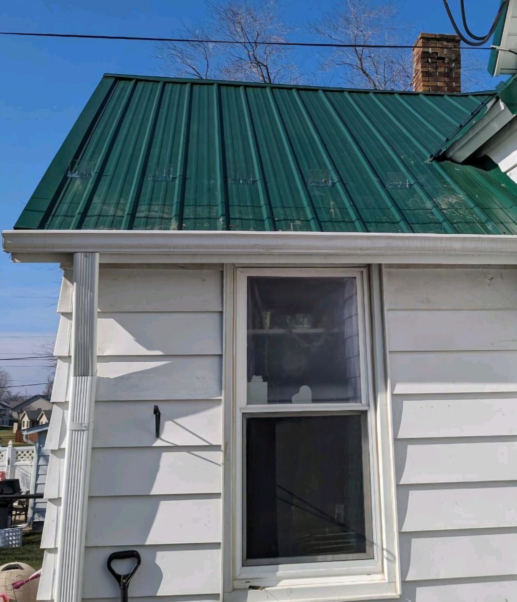 Gutter Maintenance for Bredekamp Seamless Gutters in Jackson County, IA