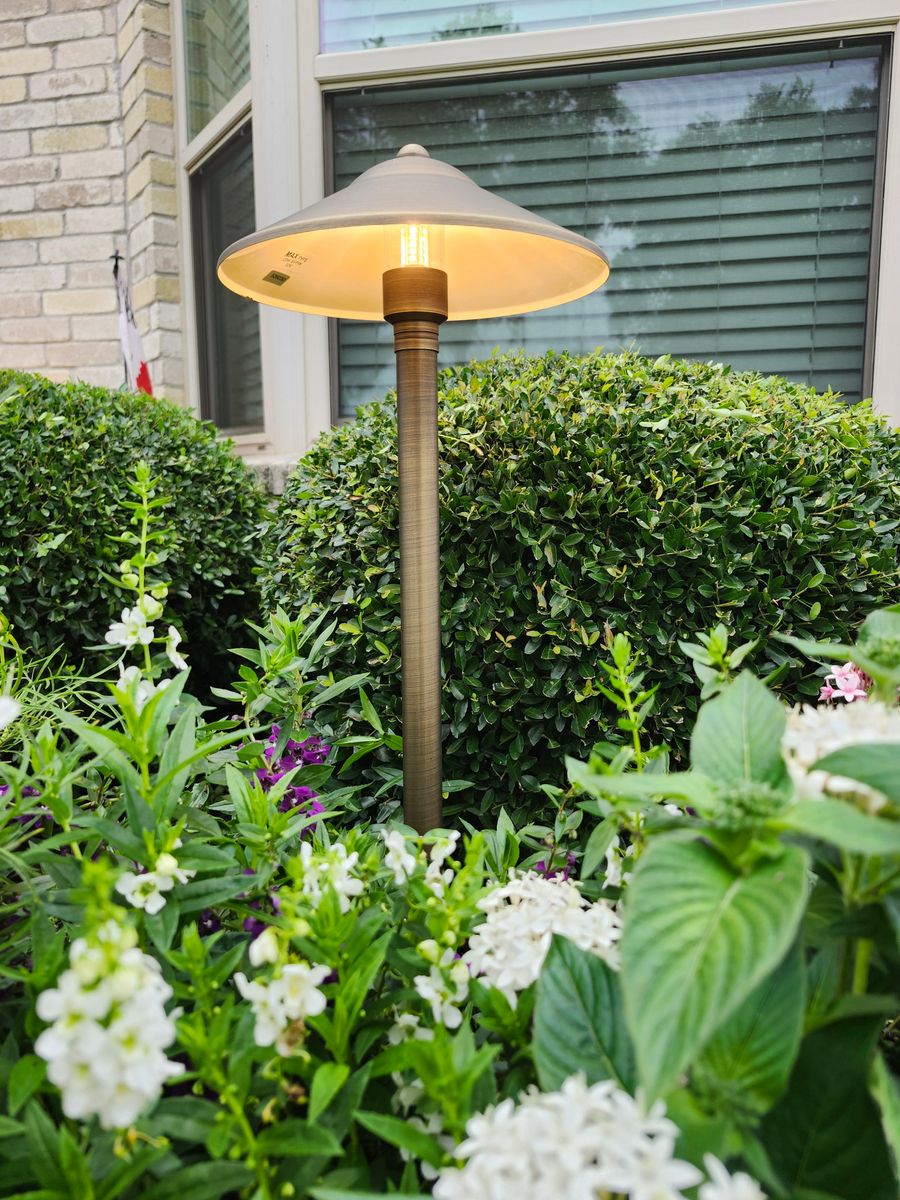 Trimming for Bonita Bay Lawn Maintenance LLC in La Porte, TX