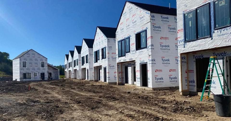 Custom Home Construction for Midwest Framing in Lawrence, KS