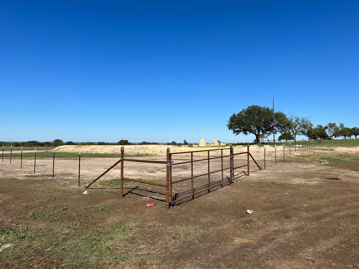 Livestock Fencing for 5-7 Fencing & Construction in Madisonville, TX
