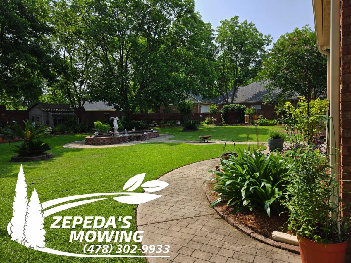 Residential Maintenance for Zepeda's Mowing in Fort Valley, GA