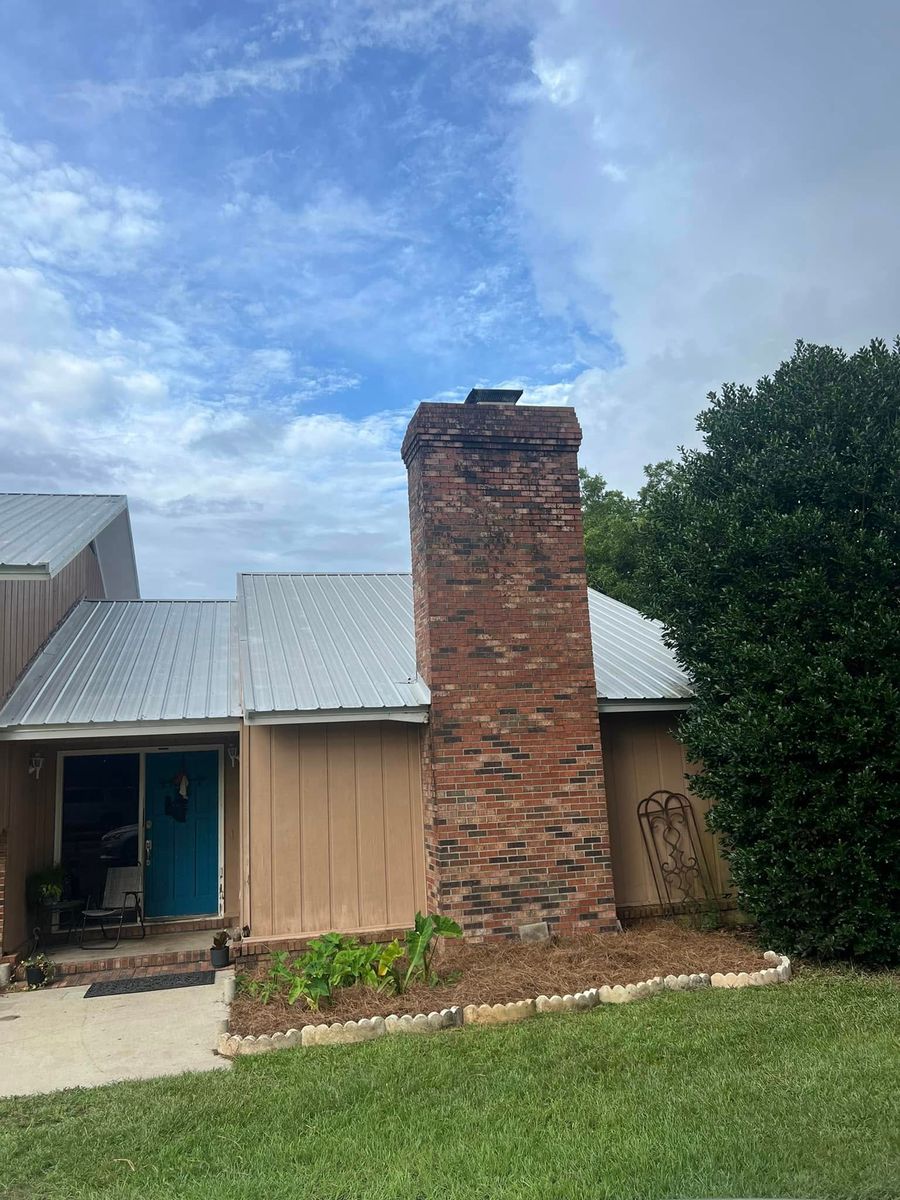 Handyman Services for Joseys Lawn and Tree Care in Chipley, FL
