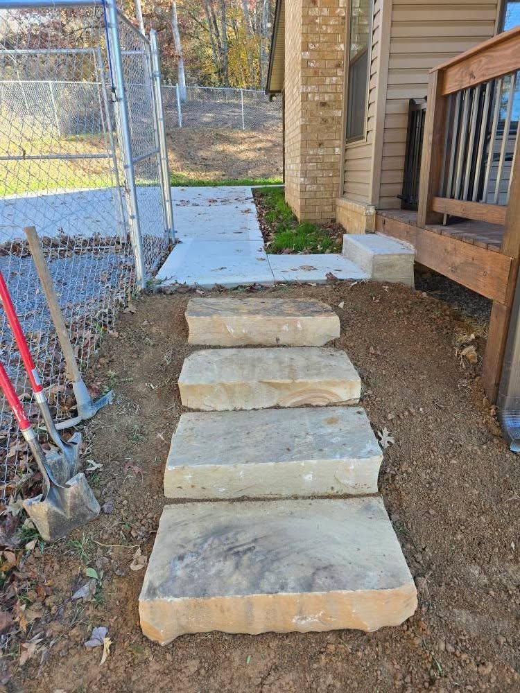 Hardscaping for Williams Lawn and Land in Sharps Chapel, TN