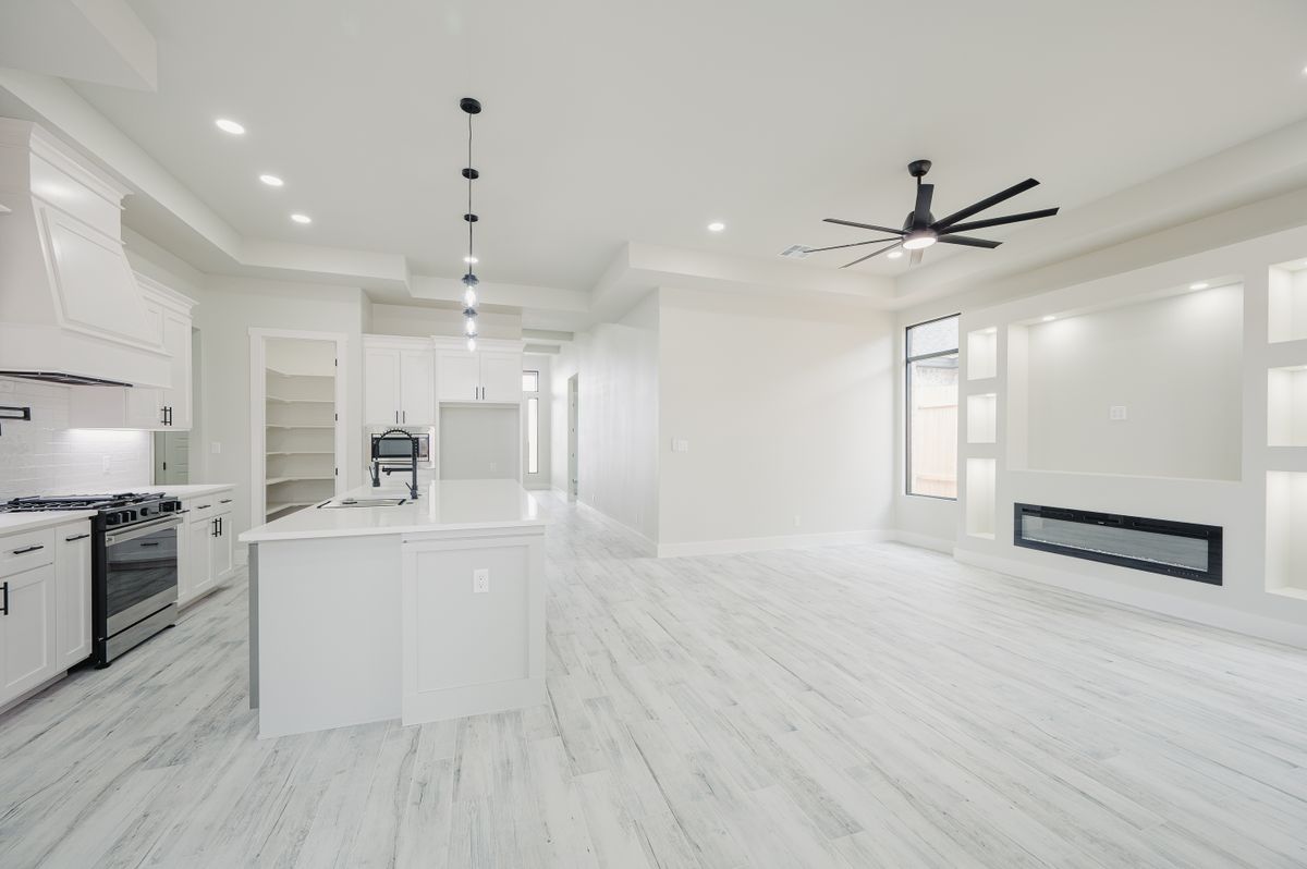 Custom Home Construction for North Light Construction in Midland County, TX