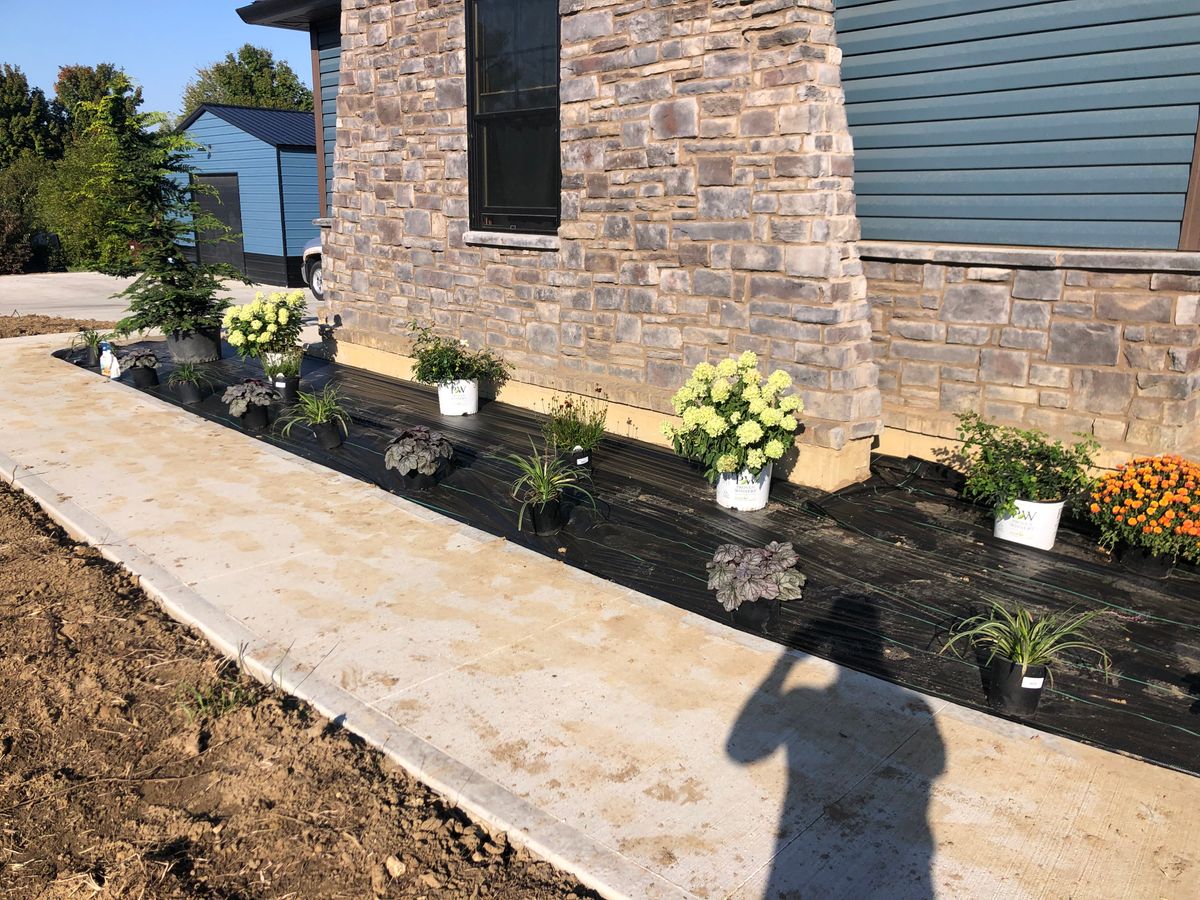 Flower Bed Design for OneCallCuts in Middletown, OH