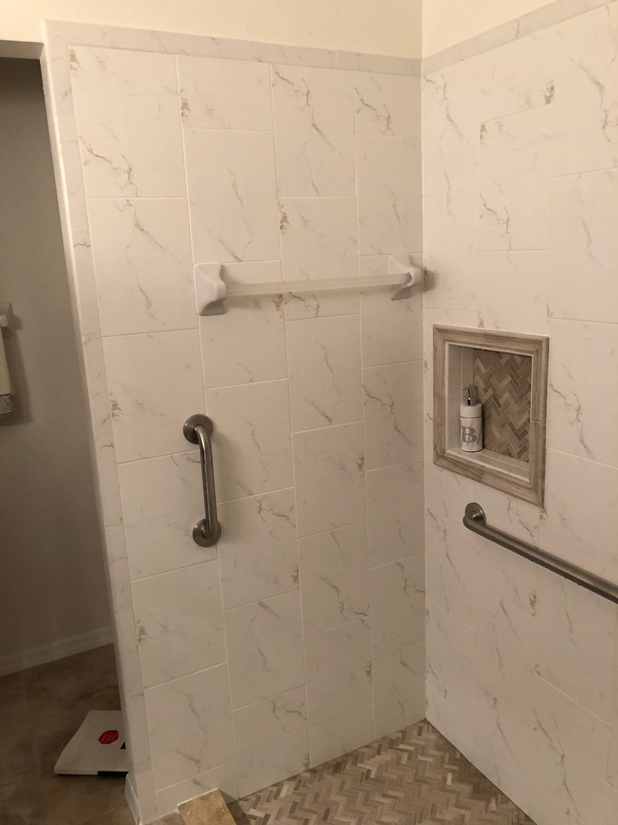 Tile Showers for Dail Flooring Solutions in Ruskin, FL