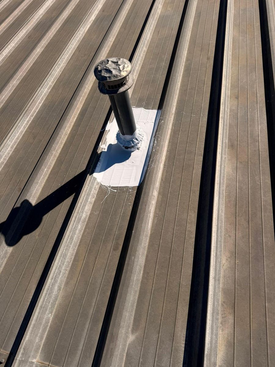 Gutter Maintenance for R E Tanner Home Improvement in Buckholts, TX