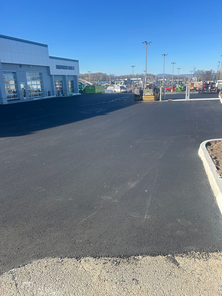 Sealcoating for James R Carter Paving in Roanoke, VA