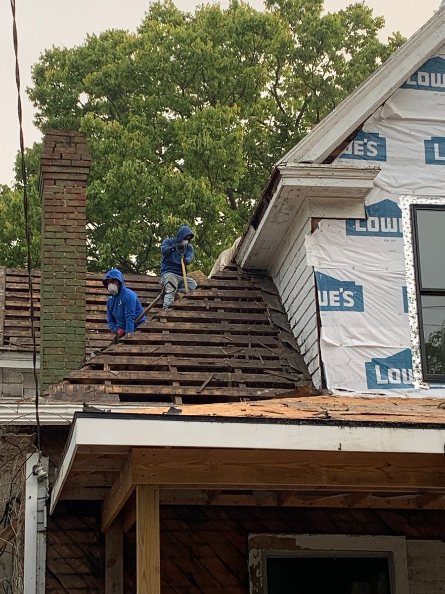 Roofing Replacement for Primetime Roofing  in Winchester, KY