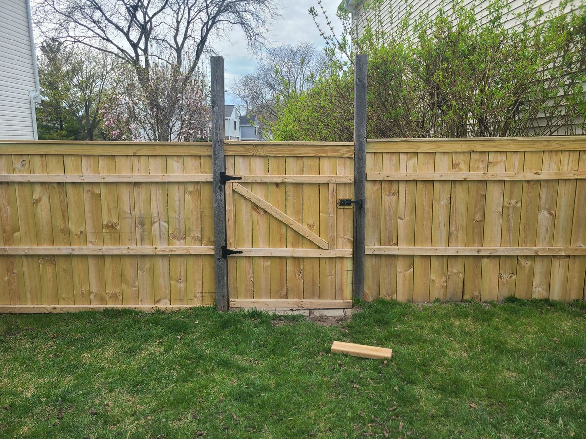 Fence Repair for Fence Medic in Northbrook, IL