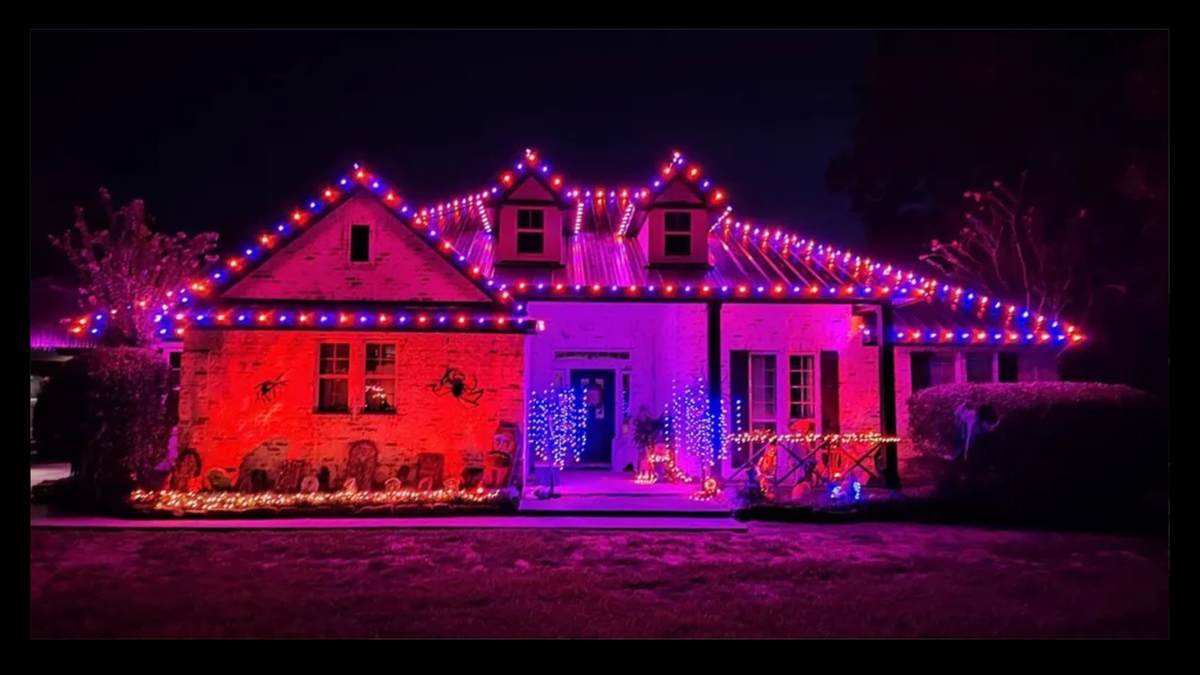  Christmas Lights Maintenance for North Star Lighting in Conroe,  TX