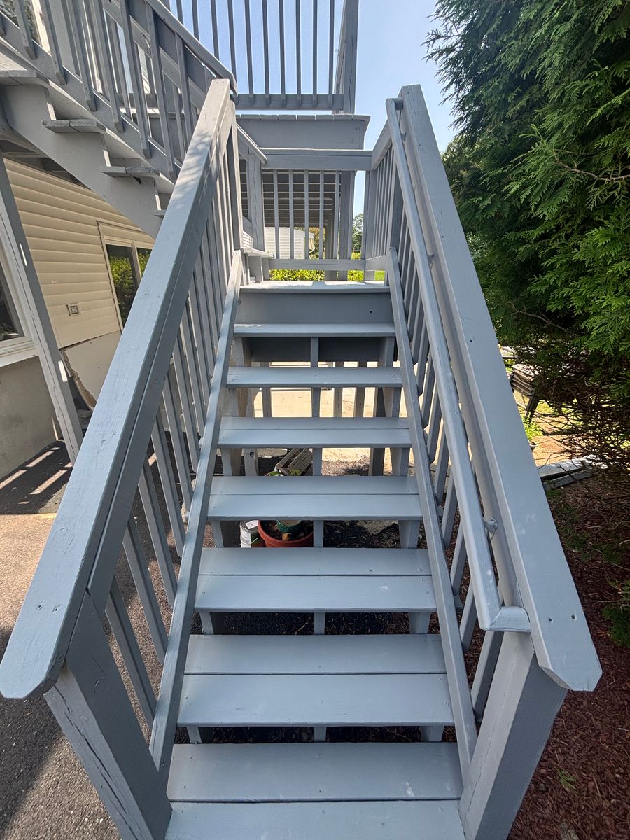 Deck Staining and Refinishing for Unlimited Softwash in Bellingham, MA