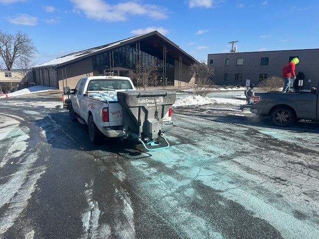 Snow Removal for The Right Price Right Choice Lawn Care Services in Murfreesboro, TN