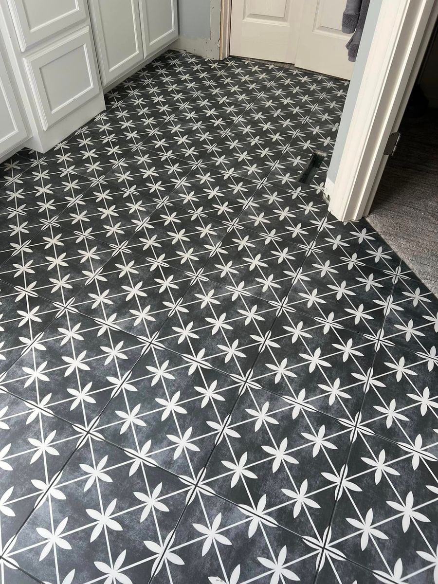 Kitchen Counter Tiling for Zenus Custom Tile in Kansas City, MO