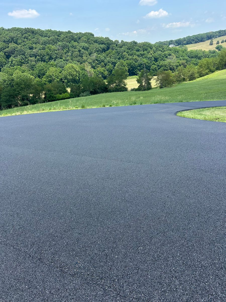 Asphalt Driveways for James R Carter Paving in Roanoke, VA