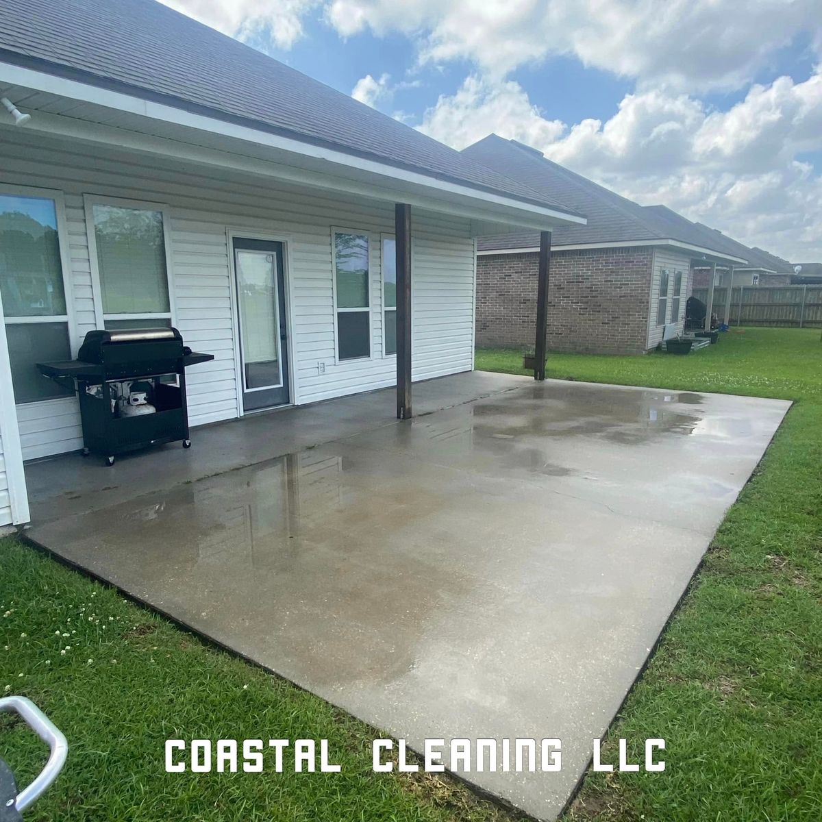 Concrete Cleaning for Coastal Cleaning LLC in Rayne, Louisiana