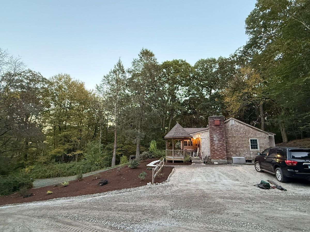 Mulch Installation for Navedo’s Lawn Care in Putnam, CT