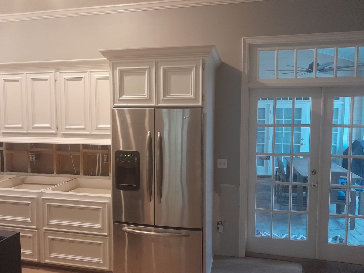 Kitchen and Cabinet Refinishing for Bradley Bradshaw Painting in Christmas, FL