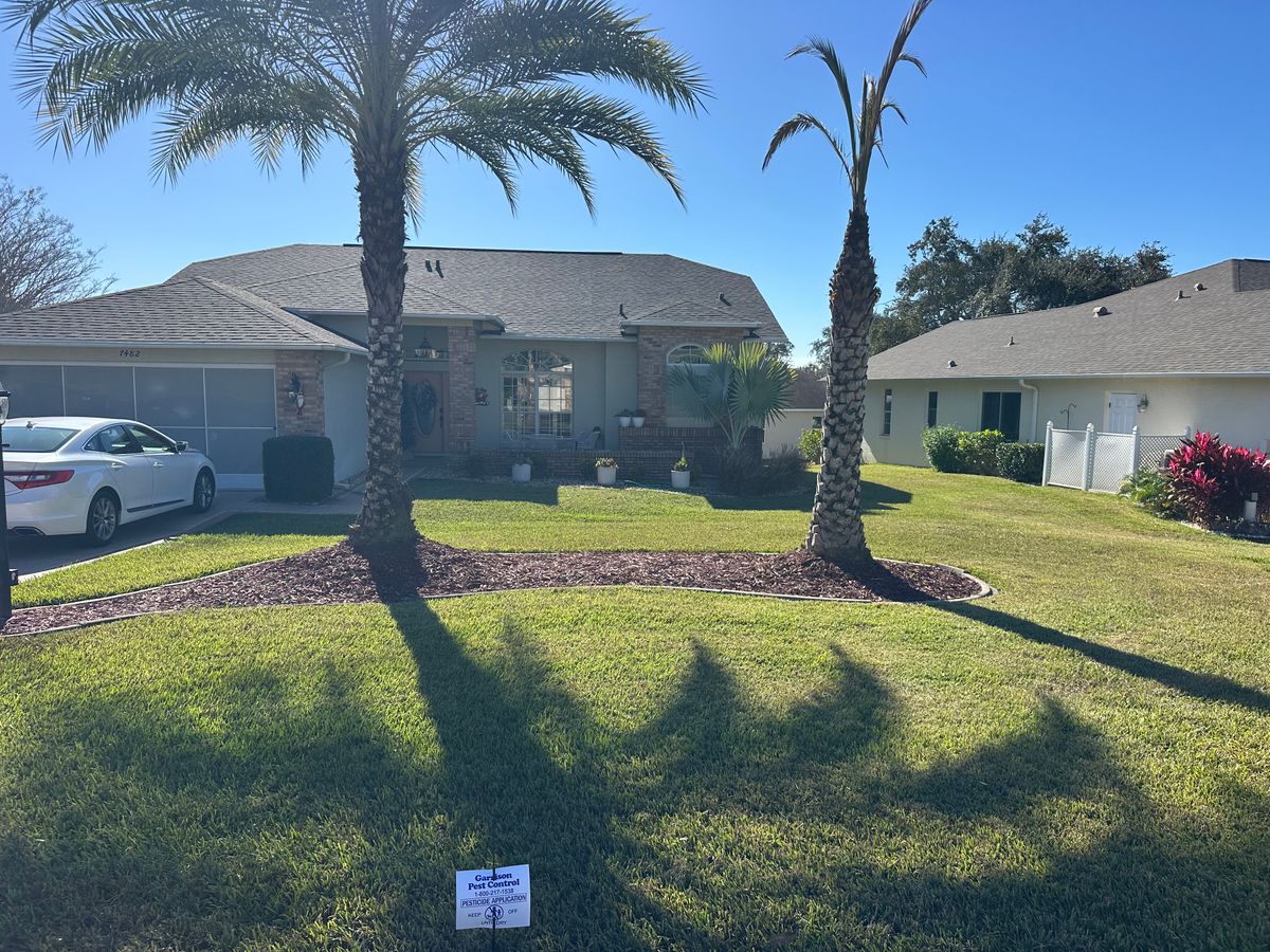 Lawn Spraying for Garrison Pest Control Inc in North Weeki Wachee, FL