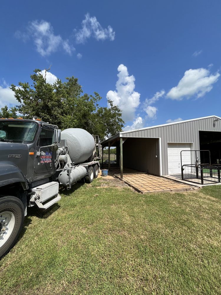 Patio Design & Installation for South Coast Concrete n Demolition in Alvin, TX