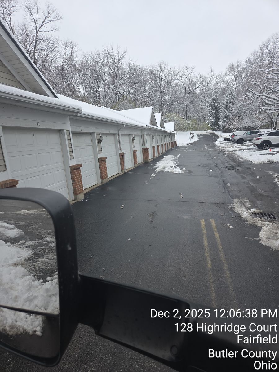 Outdoor Areas for K&R Landscaping - Commercial in Cincinnati, OH