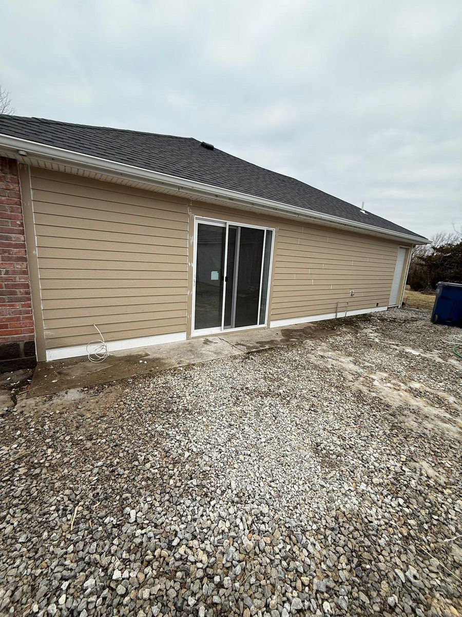 Siding for SDM Construction LLC in Lawrence, KS