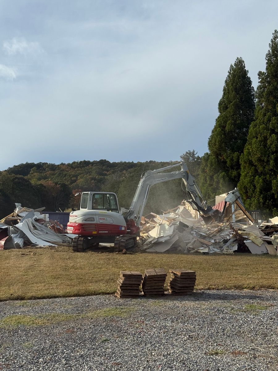 Land Clearing & Demolition for S&S Excavation LLC in Cleveland, TN