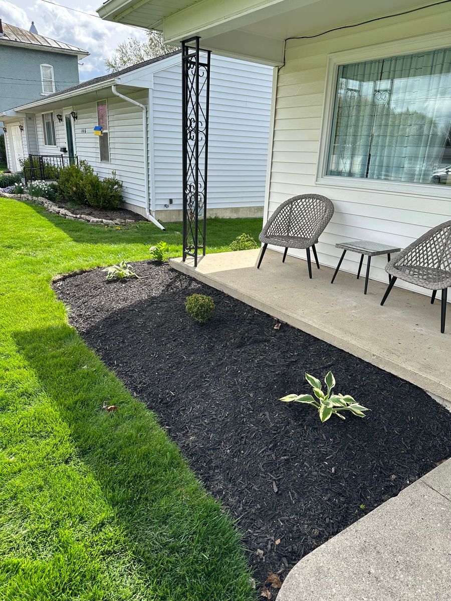 Mulch Installation for OT Lawn and Landscaping LLC in Carey, OH