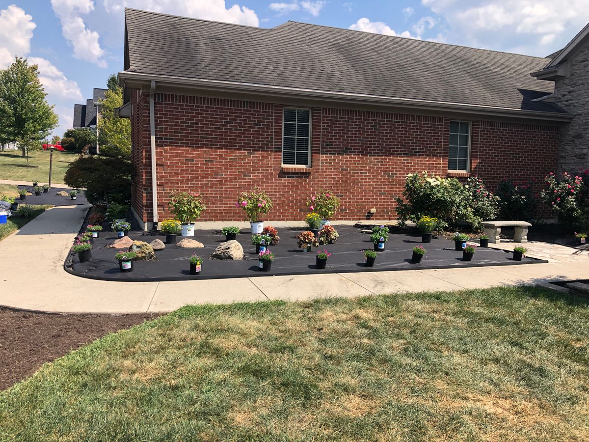 Flower Bed Design for OneCallCuts in Middletown, OH